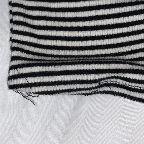 Brandy Melville striped crop top - Picture 3 of 4